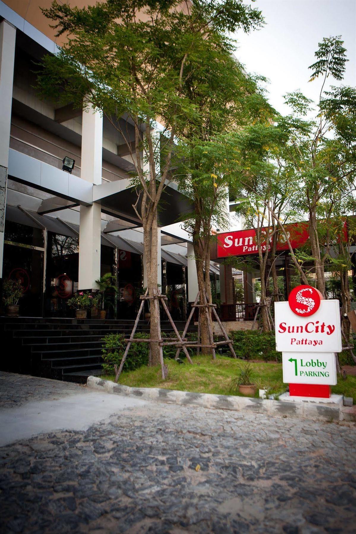 Sun City Pattaya Hotel Exterior photo